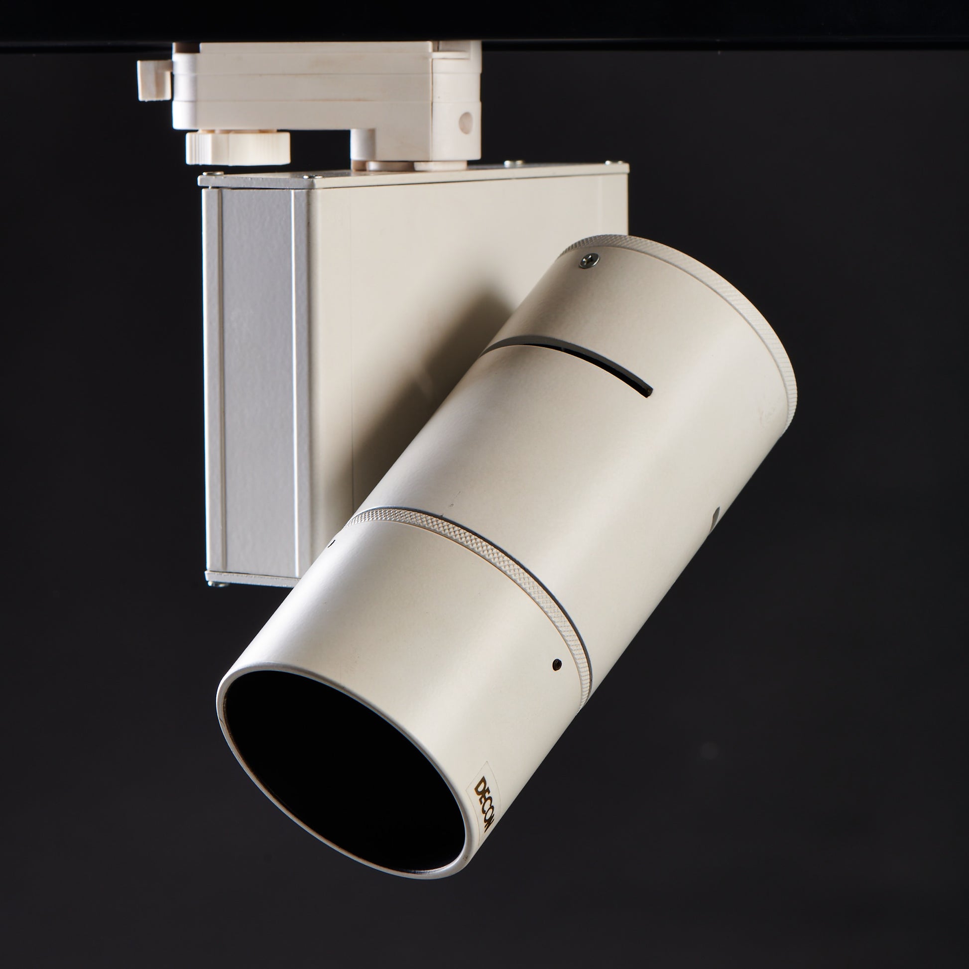 3"Cowl Track Light White